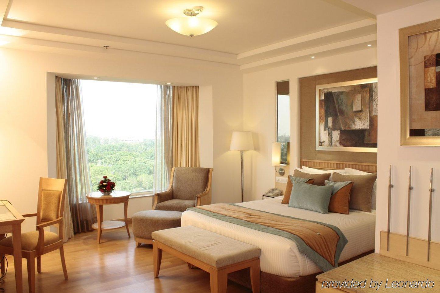 Vista Park Hotel Gurgaon Exterior photo