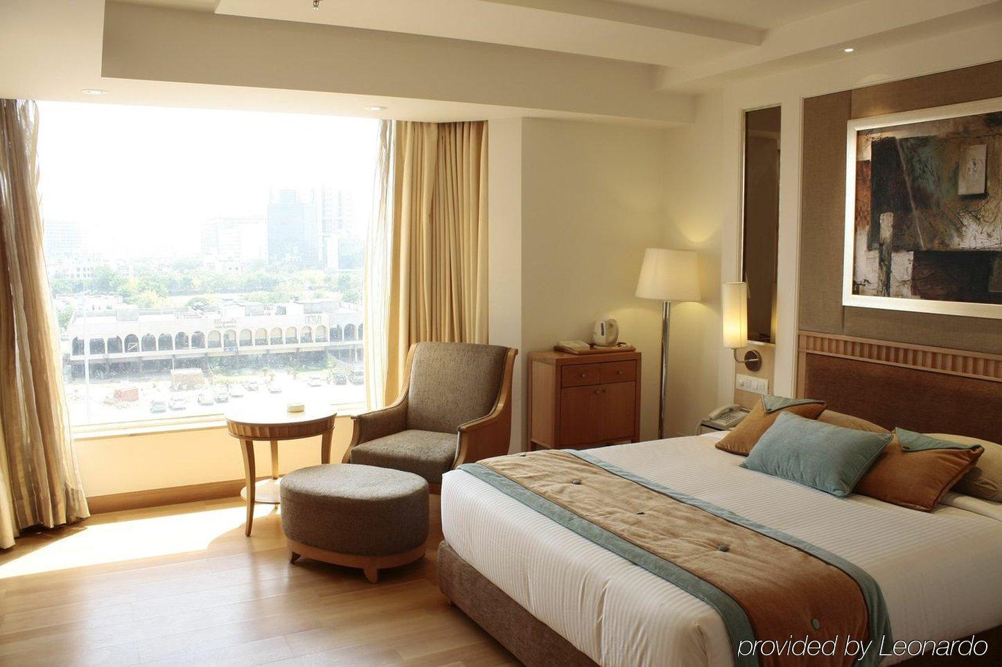 Vista Park Hotel Gurgaon Room photo