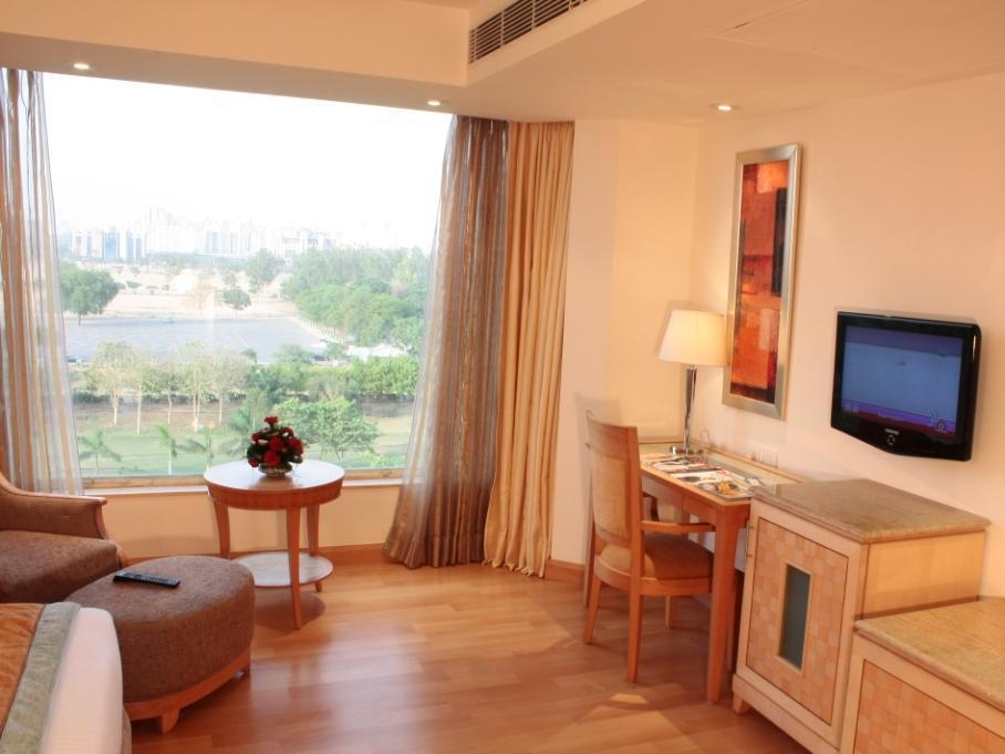 Vista Park Hotel Gurgaon Exterior photo