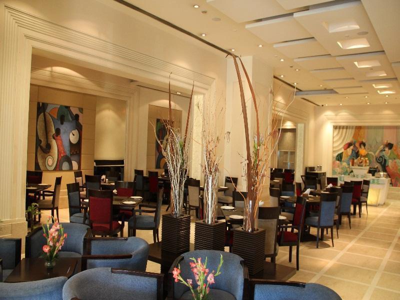 Vista Park Hotel Gurgaon Exterior photo