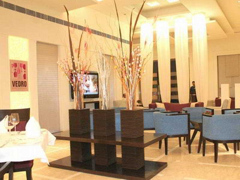 Vista Park Hotel Gurgaon Exterior photo